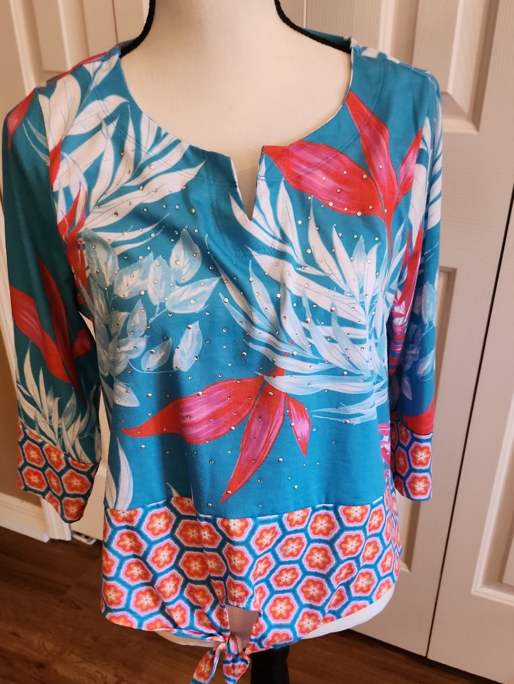 Onque Casuals Teal Floral Tie-Front Tunic with Pink-Red Accents